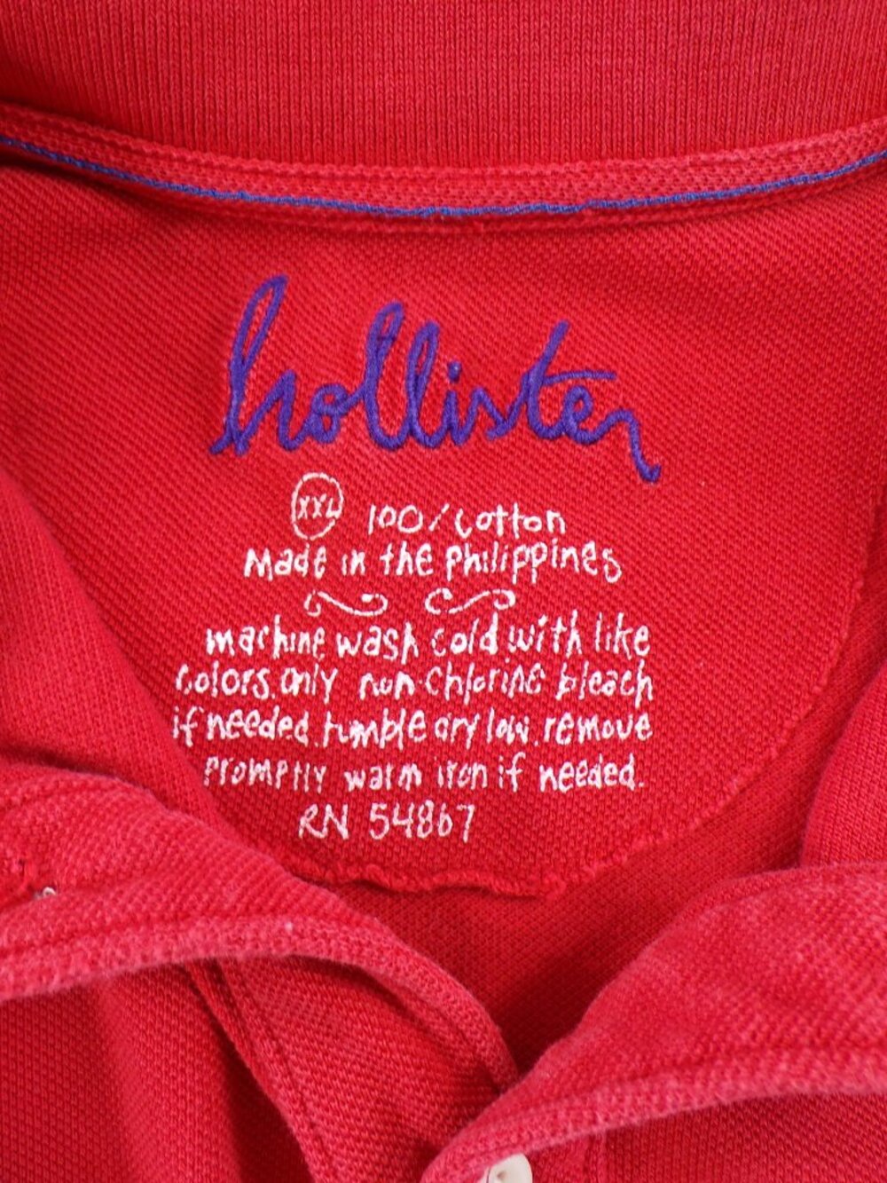 Hollister red polo shirt with embroidered logo. Tagged XXL but runs small - Picture 3 of 7